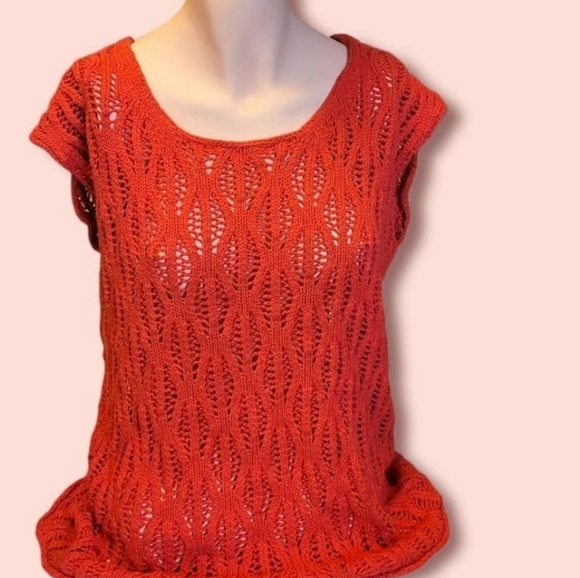 Lg coral crochet top - Picture 1 of 2